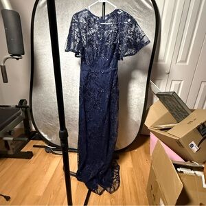 Chic Navy Lace Maxi Dress